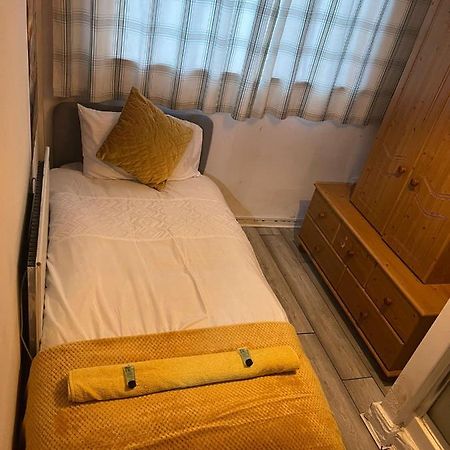 Indulge Hockley Hotel - With Free Front Parking - 10 Min Drive To Birmingham City Centre Bull Ring, Grand Central, Tesco Superstore, Primark & Commonwealth Games Esterno foto