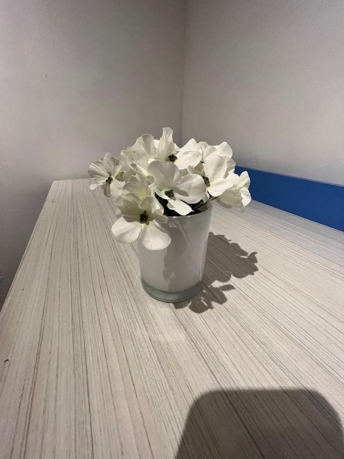 Indulge Hockley Hotel - With Free Front Parking - 10 Min Drive To Birmingham City Centre Bull Ring, Grand Central, Tesco Superstore, Primark & Commonwealth Games Esterno foto