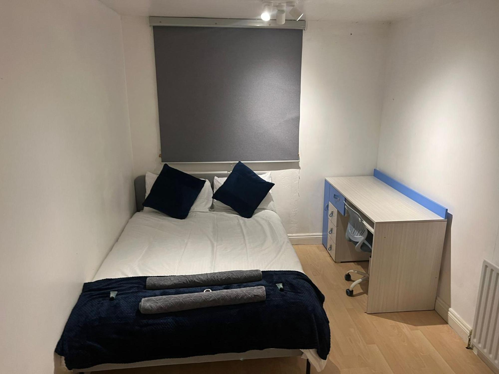 Indulge Hockley Hotel - With Free Front Parking - 10 Min Drive To Birmingham City Centre Bull Ring, Grand Central, Tesco Superstore, Primark & Commonwealth Games Esterno foto
