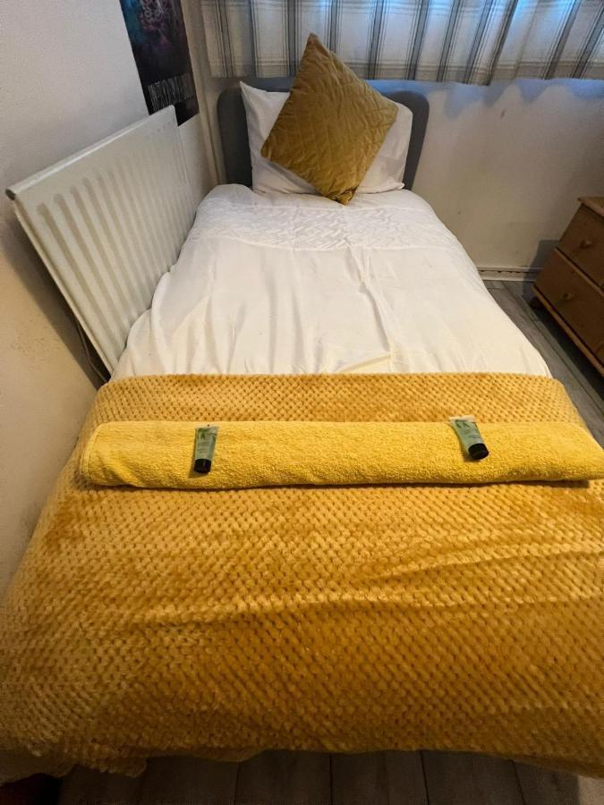 Indulge Hockley Hotel - With Free Front Parking - 10 Min Drive To Birmingham City Centre Bull Ring, Grand Central, Tesco Superstore, Primark & Commonwealth Games Esterno foto
